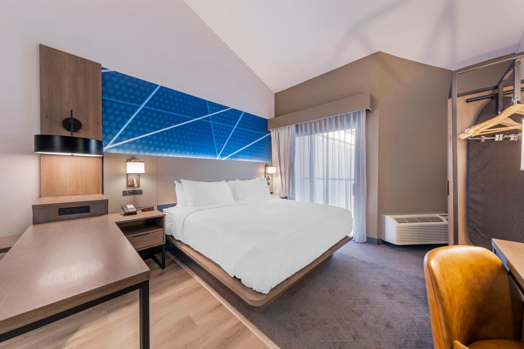 Comfort Inn & Suites Irvine Spectrum Лейк-Форест Номер фото